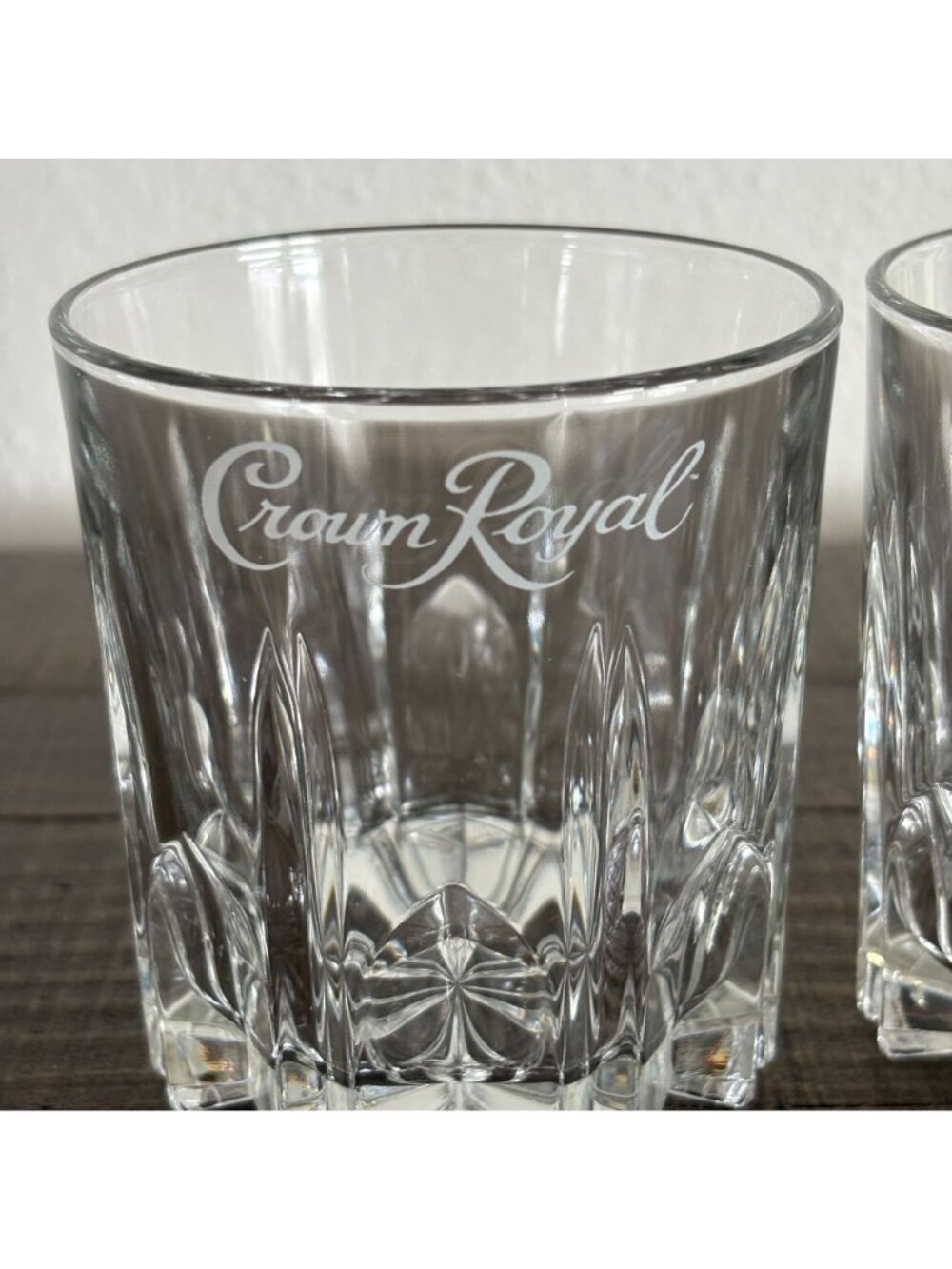 Crown Royal Whiskey Rocks Glass Set of 2 Starburst Base Etched Logo Italy - Picture 2 of 8